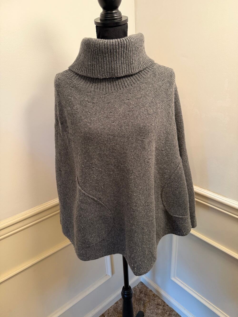 Vintage Y2K GAP Lambswool Cashmere Blend Cowl Neck Poncho Sweater Cape Pockets
